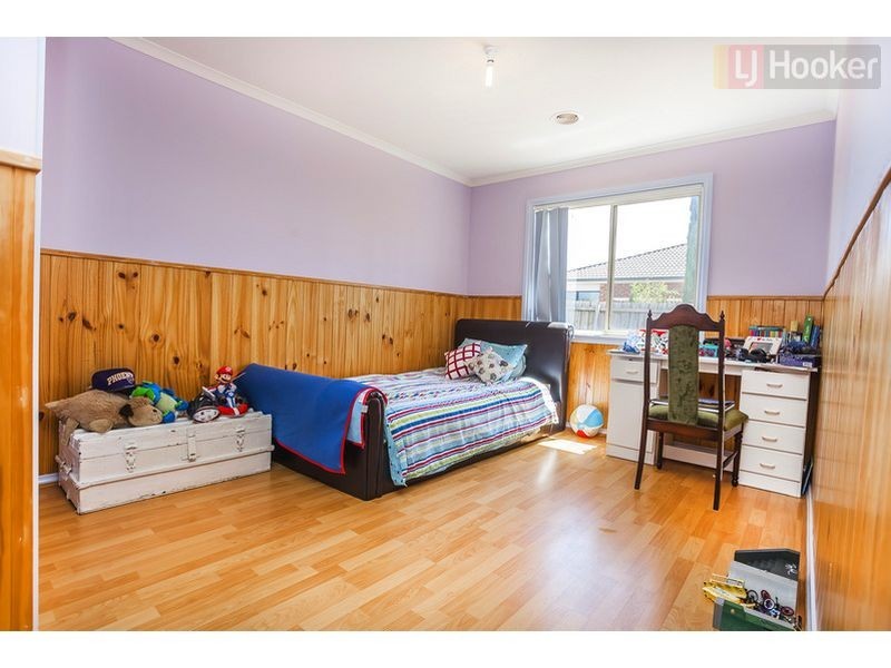 5 Burge Drive, Sunbury VIC 3429