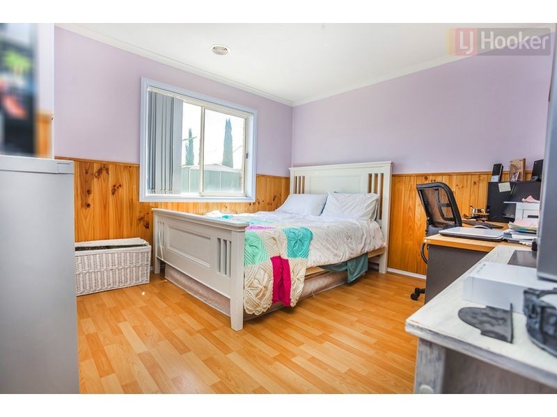 5 Burge Drive, Sunbury VIC 3429