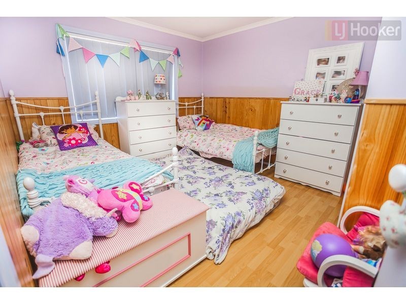 5 Burge Drive, Sunbury VIC 3429