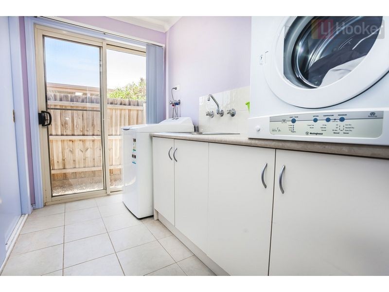 5 Burge Drive, Sunbury VIC 3429