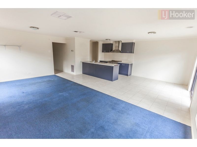 8 Rokewood Street, Burnside Heights VIC 3023