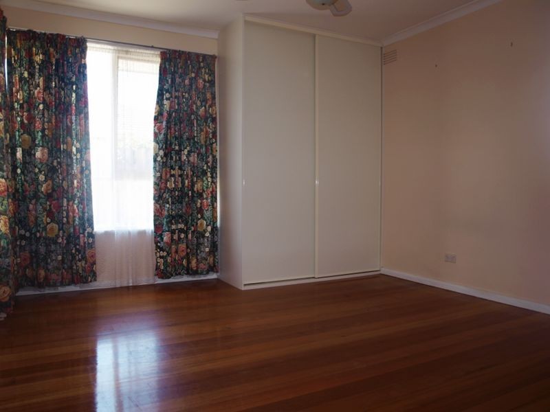 8 Micheline Street, Tullamarine VIC 3043