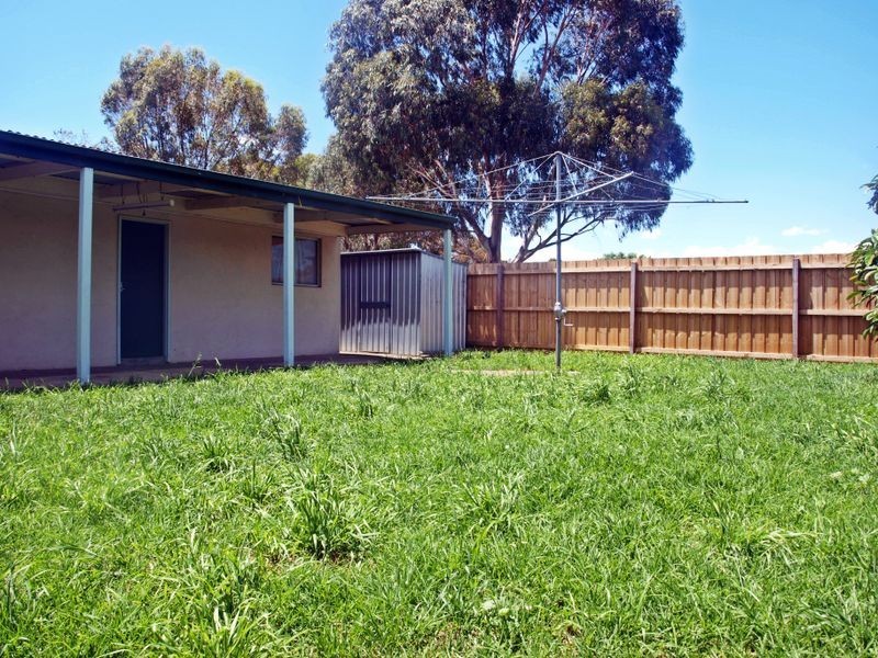 8 Micheline Street, Tullamarine VIC 3043