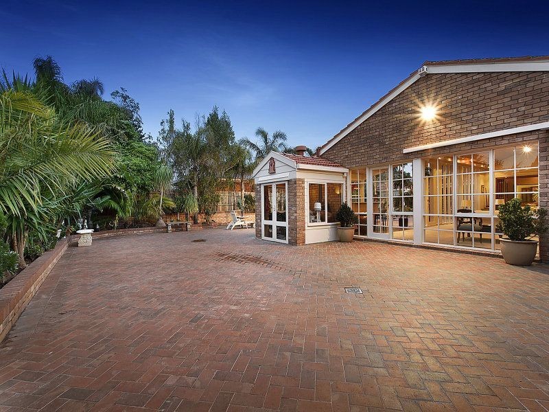 11 Petrik Drive, Keilor VIC 3036