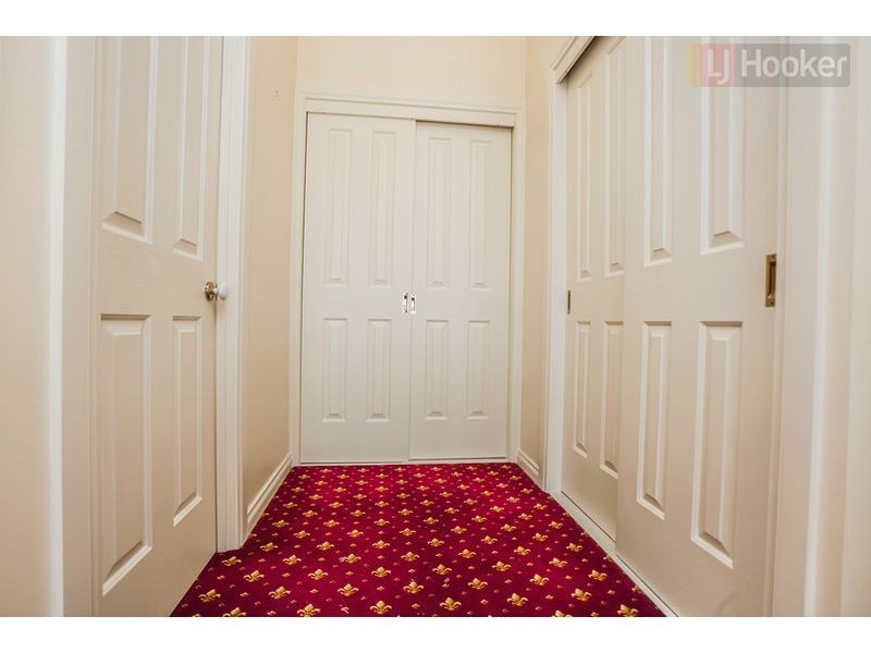 13 Linlithgow Way, Greenvale VIC 3059