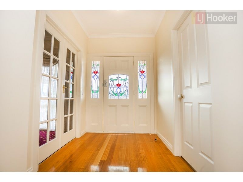 13 Linlithgow Way, Greenvale VIC 3059