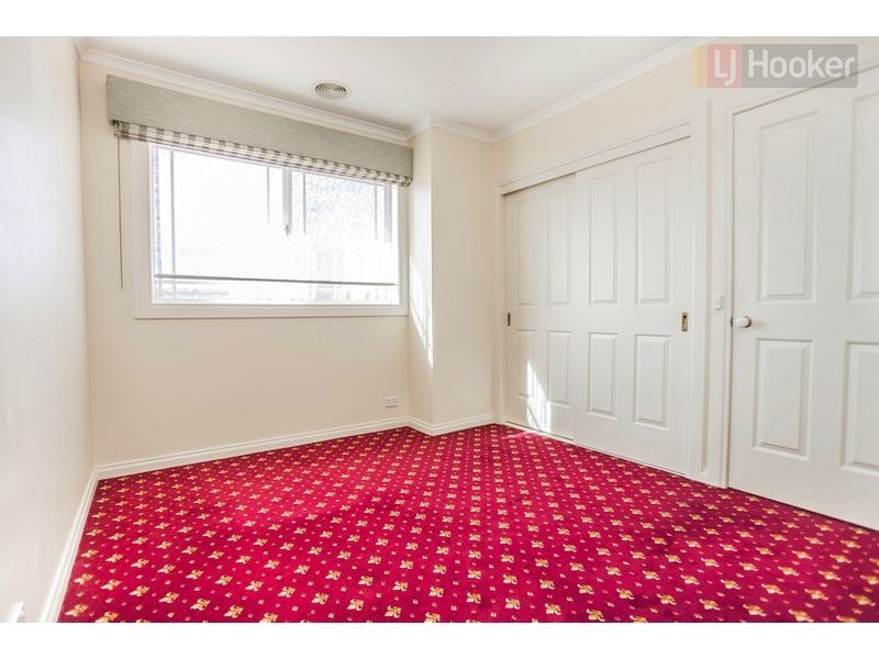 13 Linlithgow Way, Greenvale VIC 3059