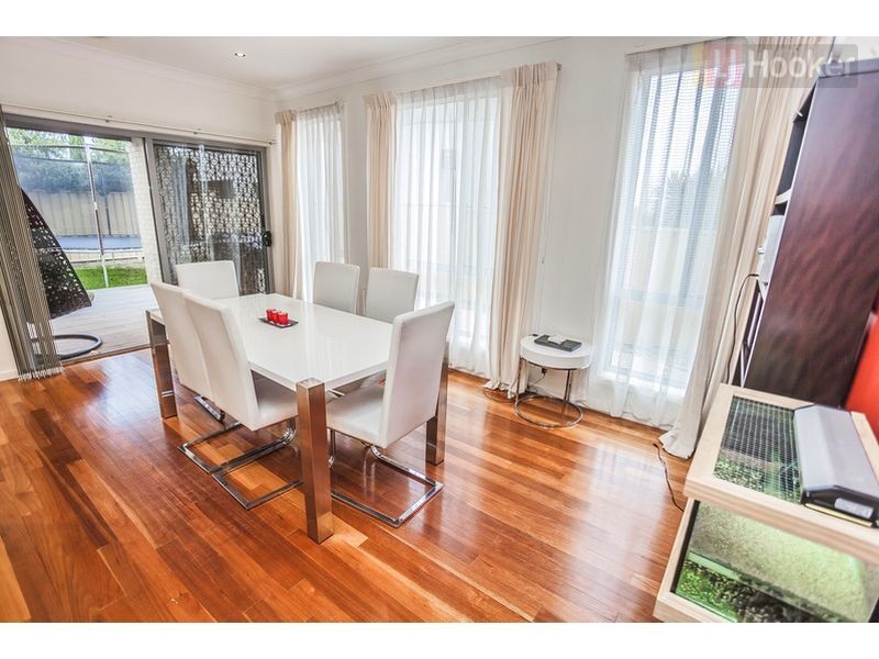 7 Ivan James, Caroline Springs VIC 3023