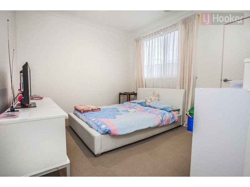 7 Ivan James, Caroline Springs VIC 3023