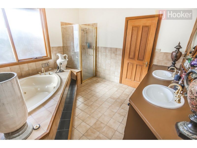 3 McNab Way, Greenvale VIC 3059