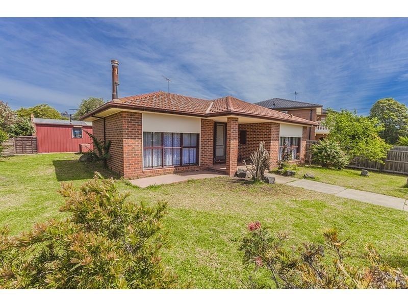 49 Wolverton Drive, Gladstone Park VIC 3043