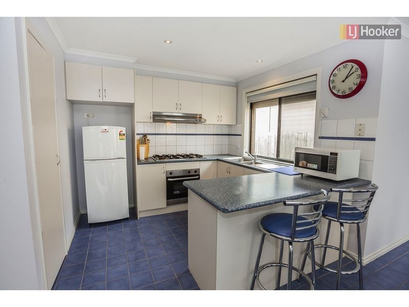 18 Tigris Court, Roxburgh Park VIC 3064