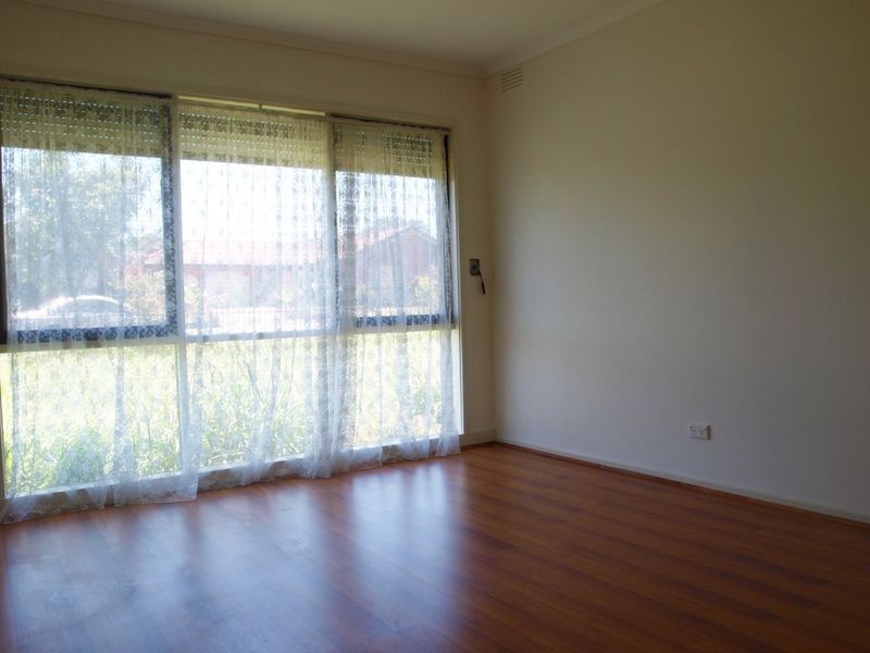 53 Catherine Avenue, Tullamarine VIC 3043