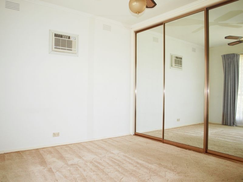 16 Third Avenue, Hoppers Crossing VIC 3029