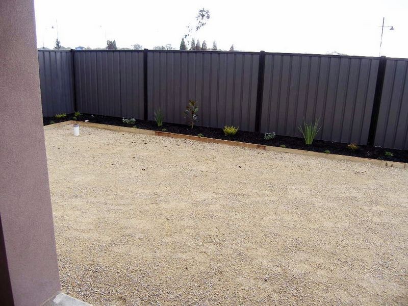 28 The Garlands, Craigieburn VIC 3064