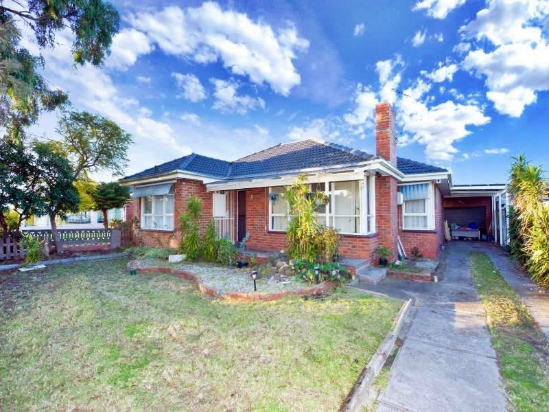 8 Nelson Court, Avondale Heights VIC 3034