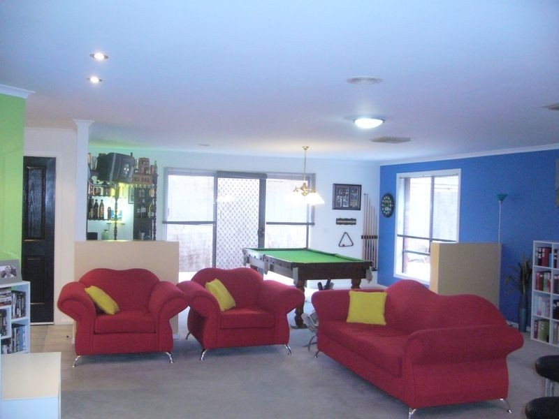 14 Marne Drive, Roxburgh Park VIC 3064