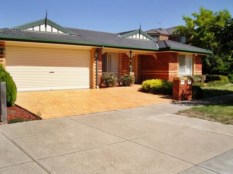 60 Wolviston Avenue, Hillside VIC 3037