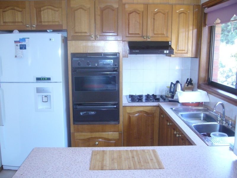 1/17 Nicholson Crescent, Meadow Heights VIC 3048