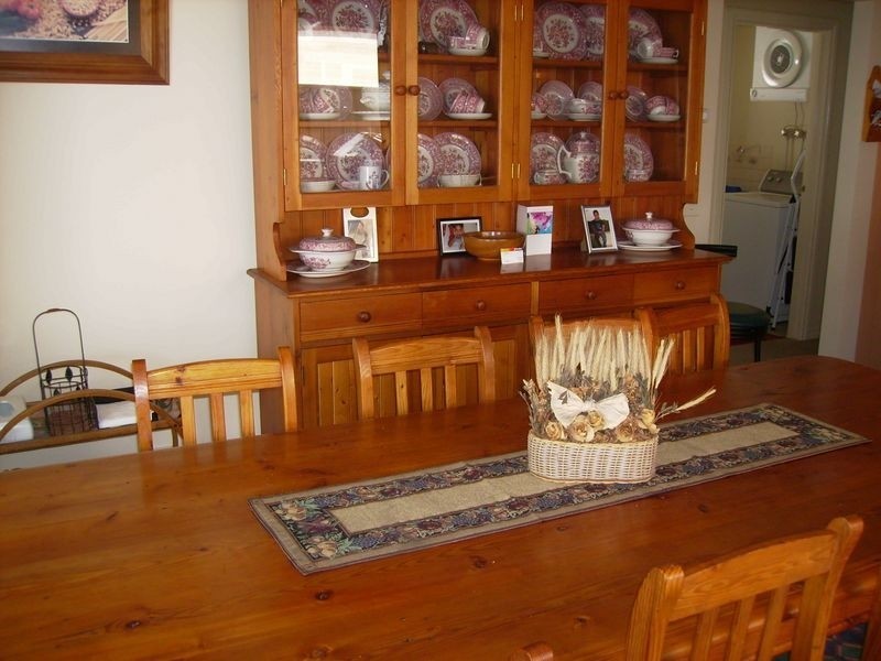 16 Milburn Circuit, Caroline Springs VIC 3023