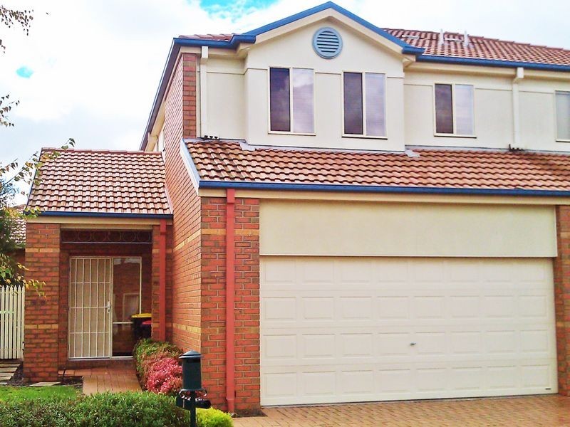 29 The Glades, Taylors Hill VIC 3037