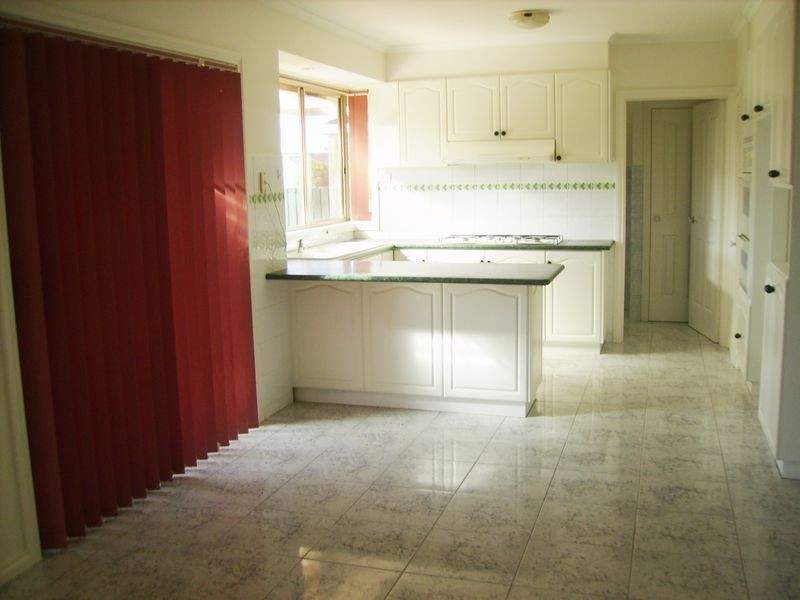 Unit 1/43 Roseberry Avenue, Keilor Downs VIC 3038
