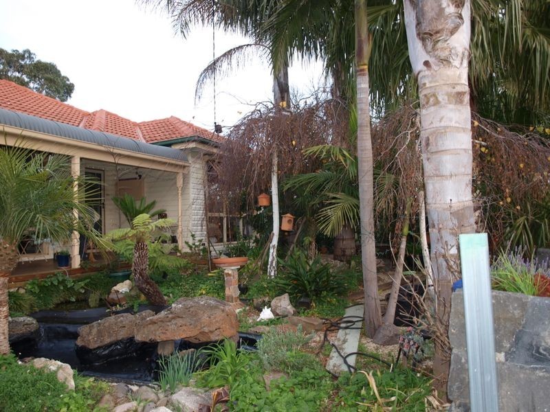28 Augustine Terrace, Glenroy VIC 3046
