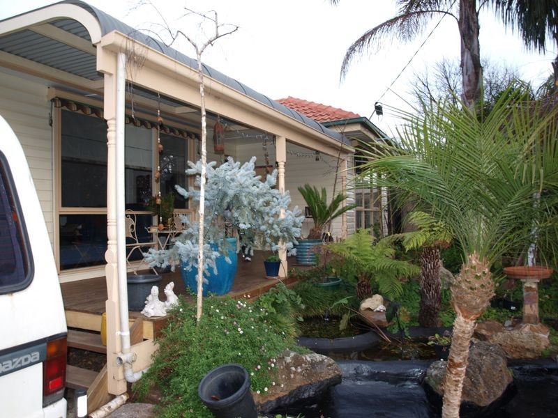 28 Augustine Terrace, Glenroy VIC 3046