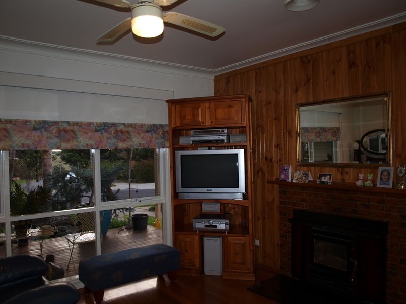 28 Augustine Terrace, Glenroy VIC 3046