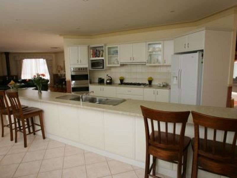 18 Casablanca Court, Greenvale VIC 3059