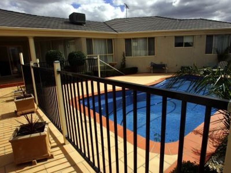 18 Casablanca Court, Greenvale VIC 3059