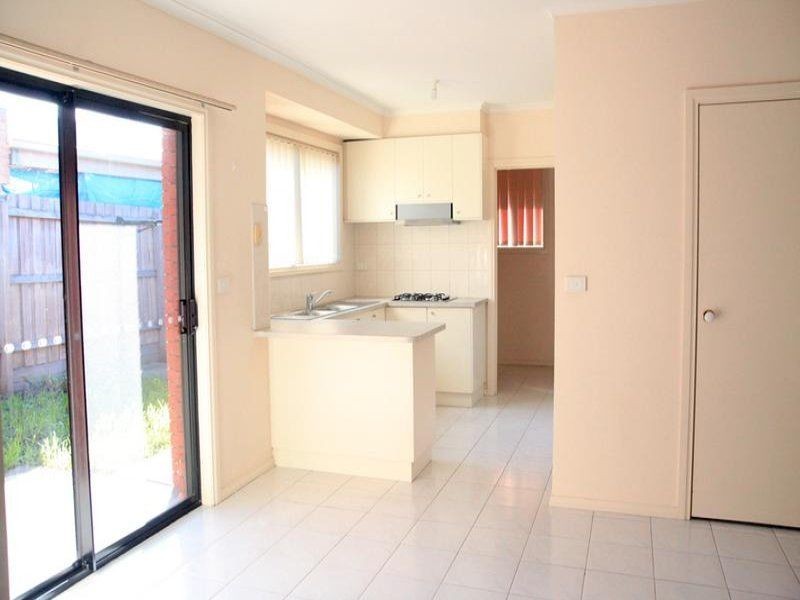 Unit 1/20 Saratoga Crescent, Keilor Downs VIC 3038
