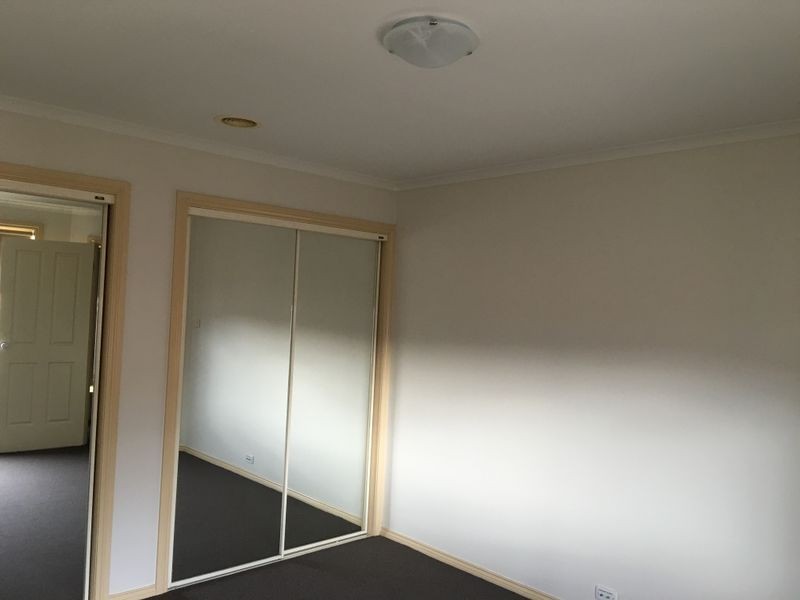 Unit 5/43 Banksia Grove, Tullamarine VIC 3043