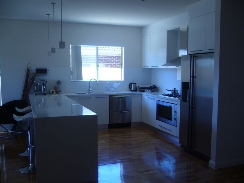 Roxburgh Park VIC 3064