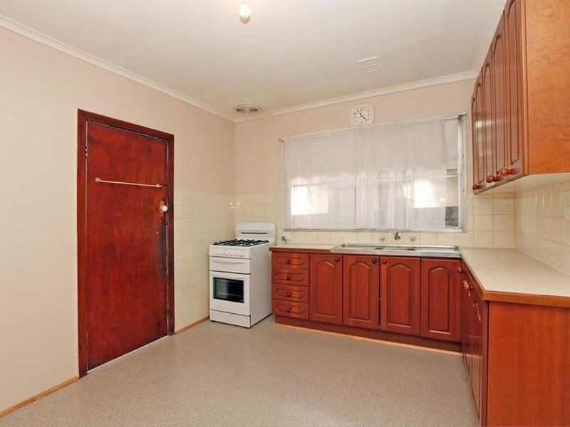 1/24 Housden Street, Broadmeadows VIC 3047