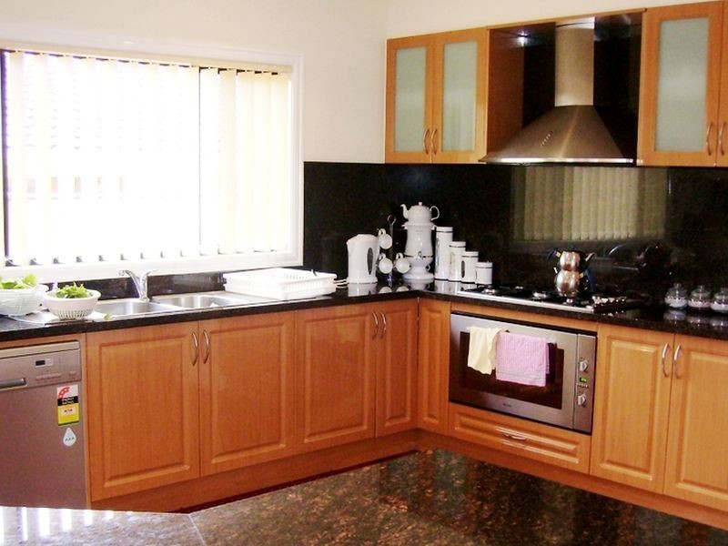 7 Tiffany Crescent, Roxburgh Park VIC 3064