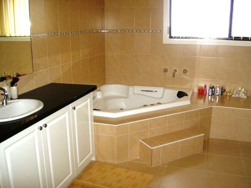 7 Tiffany Crescent, Roxburgh Park VIC 3064