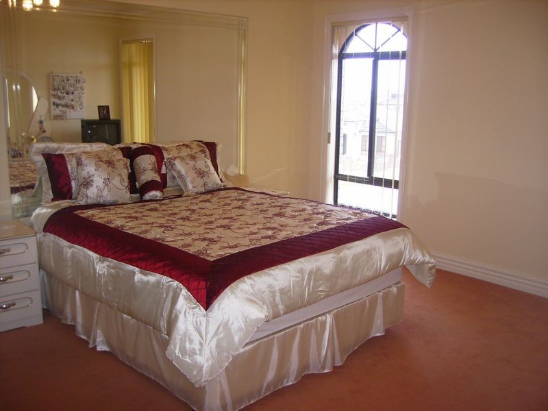 7 Tiffany Crescent, Roxburgh Park VIC 3064