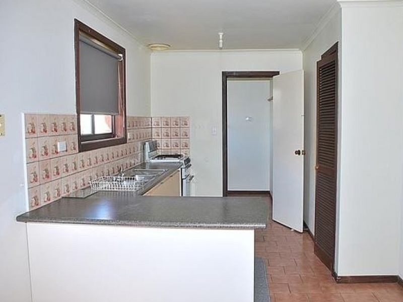 Unit 1/2 Campbell Avenue, Deer Park VIC 3023