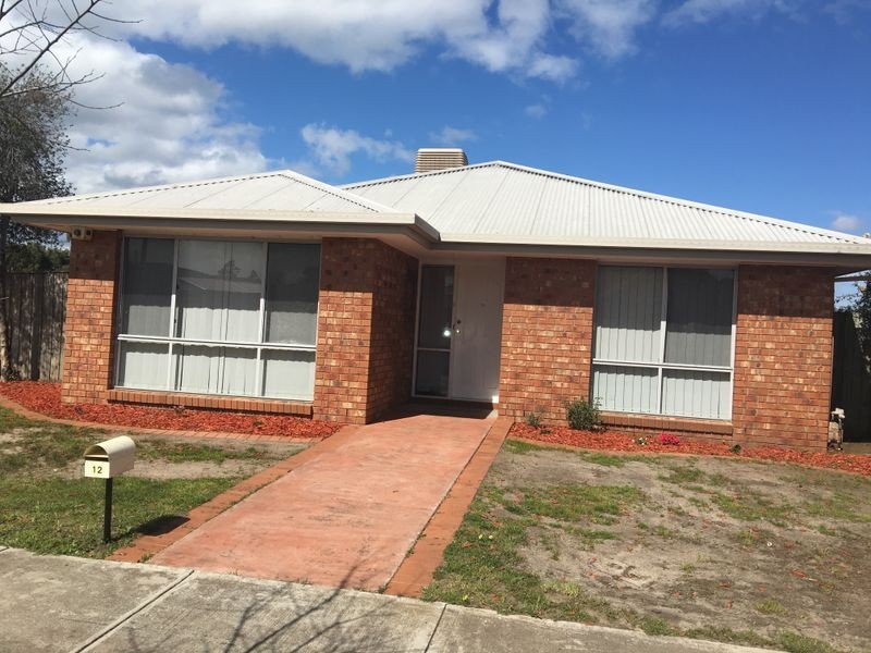 12 Sorbonne Drive, Sunbury VIC 3429