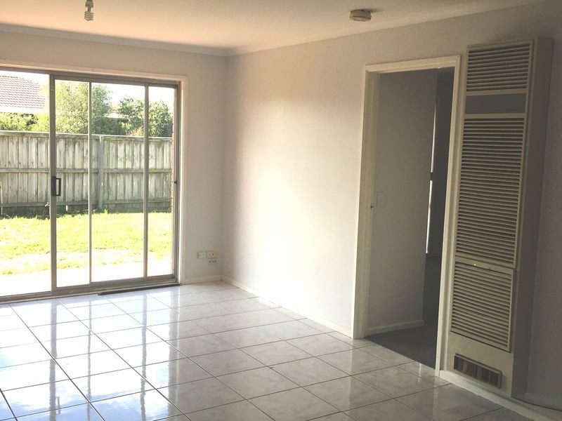 12 Sorbonne Drive, Sunbury VIC 3429