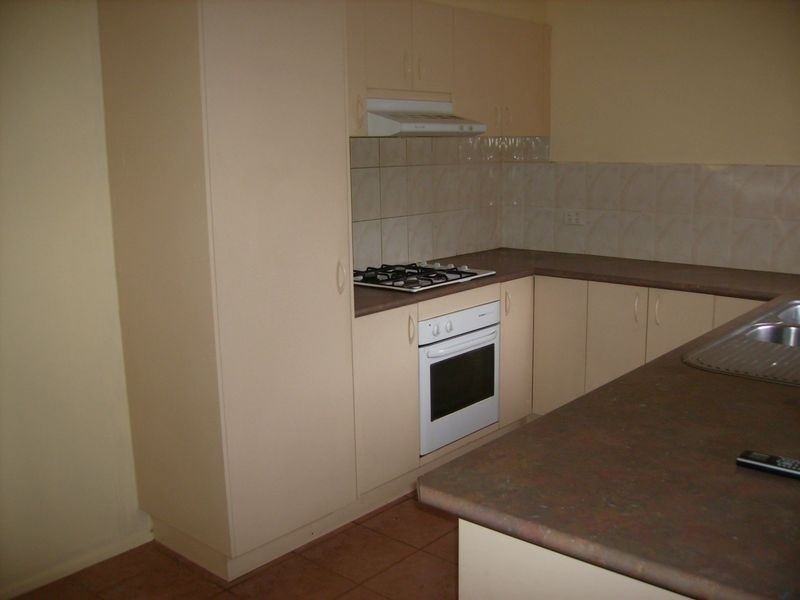 28 O’Donnell Street, Caroline Springs VIC 3023