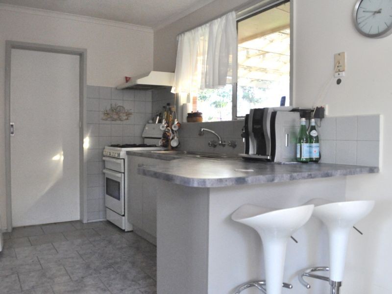 35 Christopher Crescent, Tullamarine VIC 3043