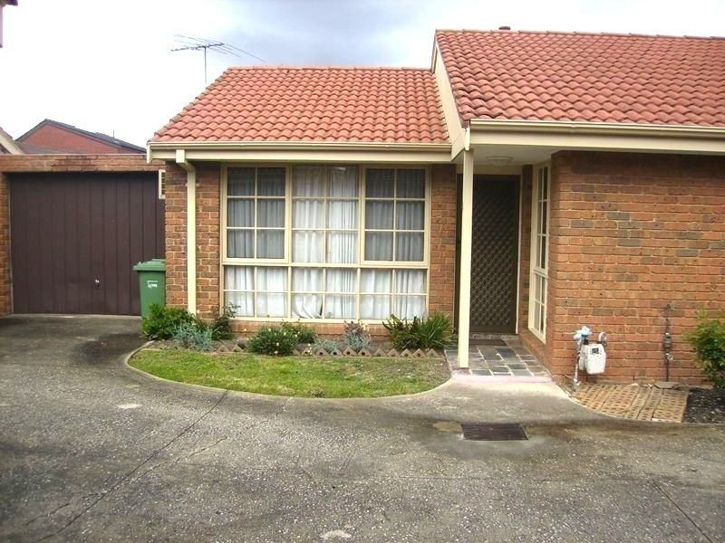 Unit 4/107-109 Mickleham Road, Tullamarine VIC 3043