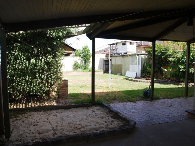 29 Highridge Crescent, Airport West VIC 3042