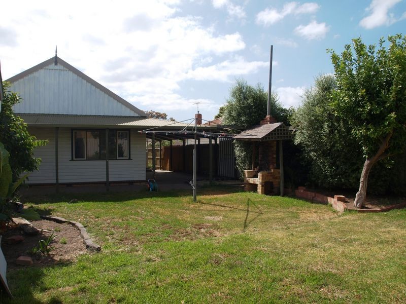 29 Highridge Crescent, Airport West VIC 3042