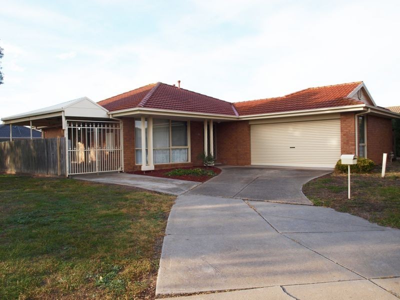 16 Cobb Junction, Sydenham VIC 3037