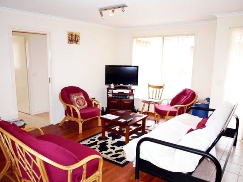 Unit 2/28 Marriot Road, Keilor Downs VIC 3038