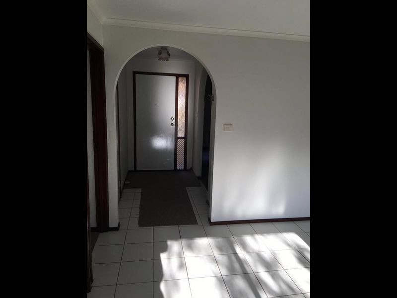 Unit 2/2 Mcnicol Close, Meadow Heights VIC 3048