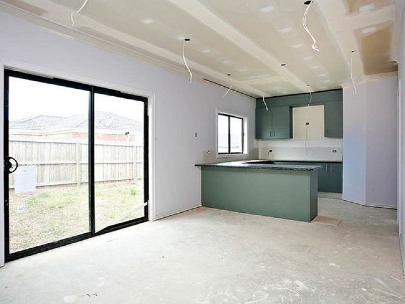 2 Swinburne Court, Truganina VIC 3029